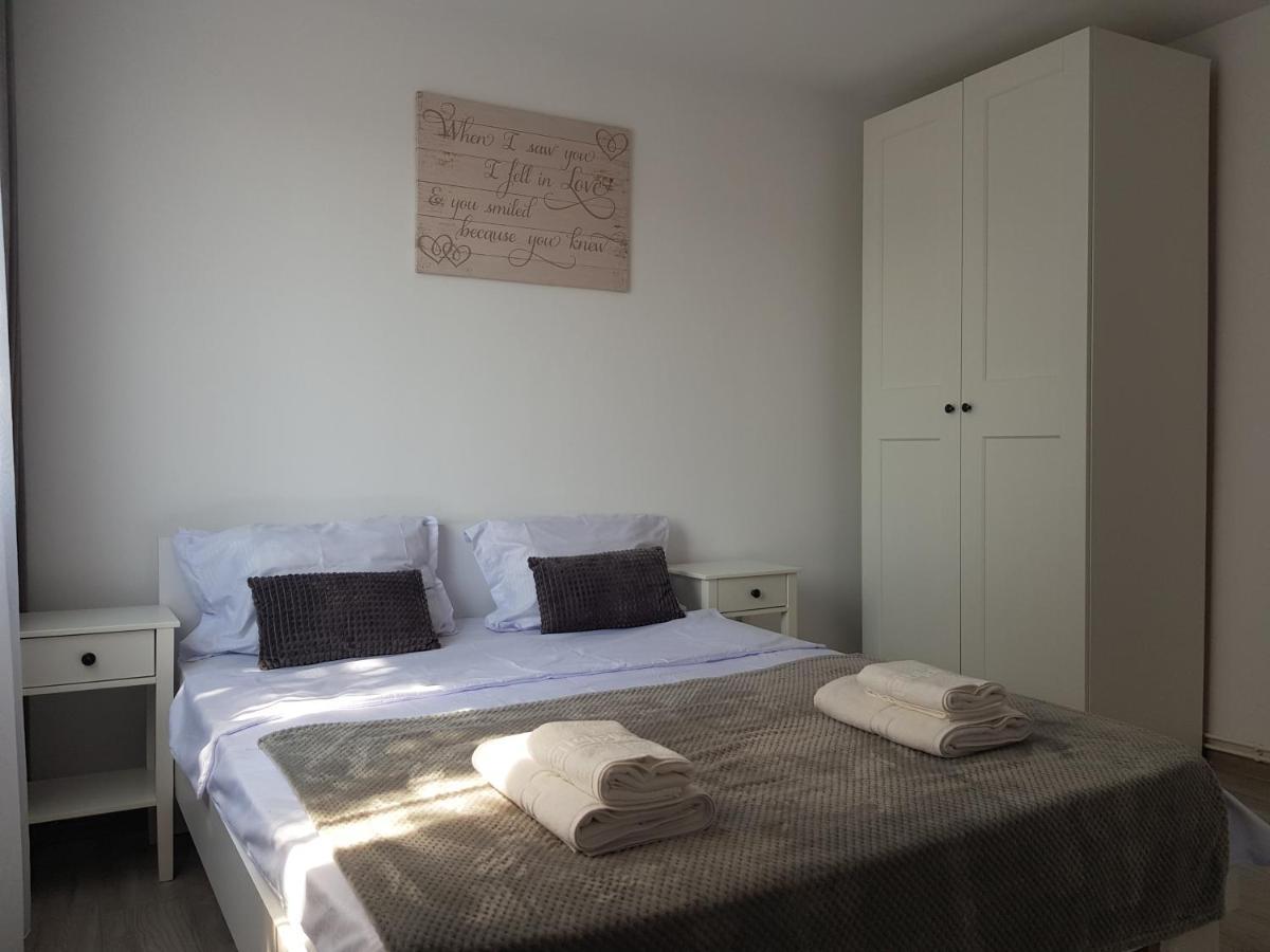Alexa Apartament Târgu-Mureş Esterno foto