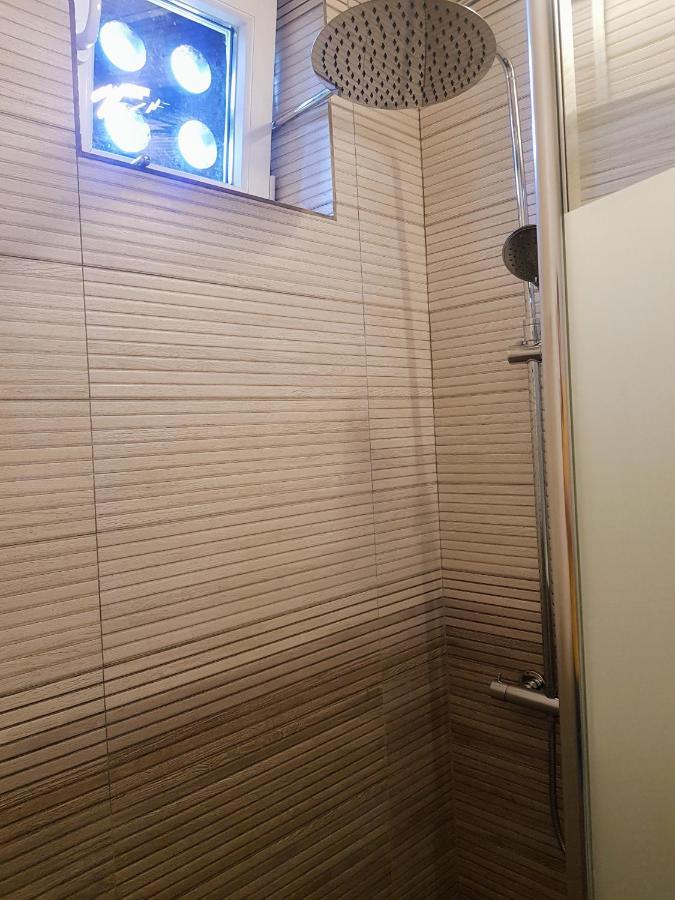 Alexa Apartament Târgu-Mureş Esterno foto