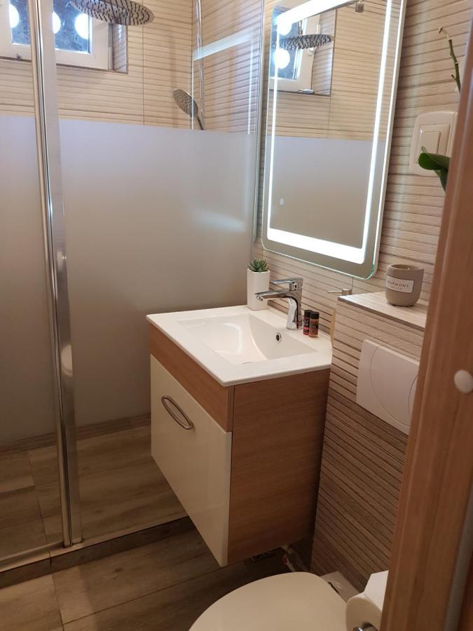 Alexa Apartament Târgu-Mureş Esterno foto